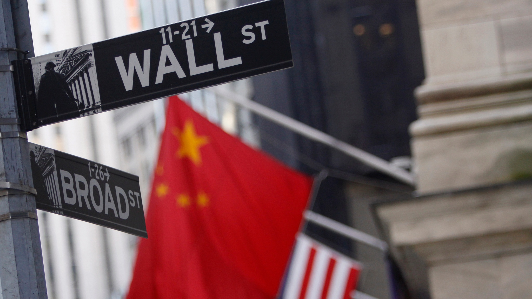 R20190725 Wall Street China flag_2048x1152.jpg